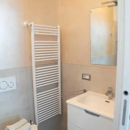 Cernobbio Apartment * Cernobbio